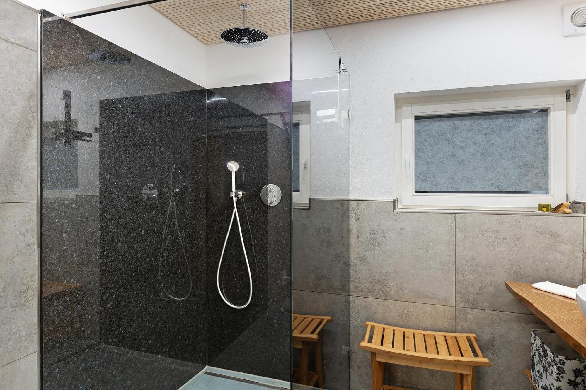 Zum Haselbach Apartment Weilheim Ngoại thất bức ảnh